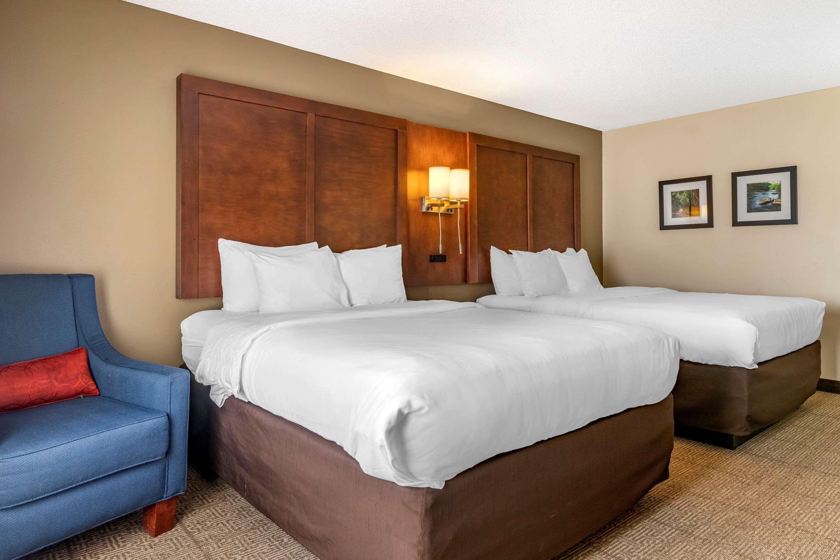 Comfort Inn & Suites Statesboro - University Area Buitenkant foto