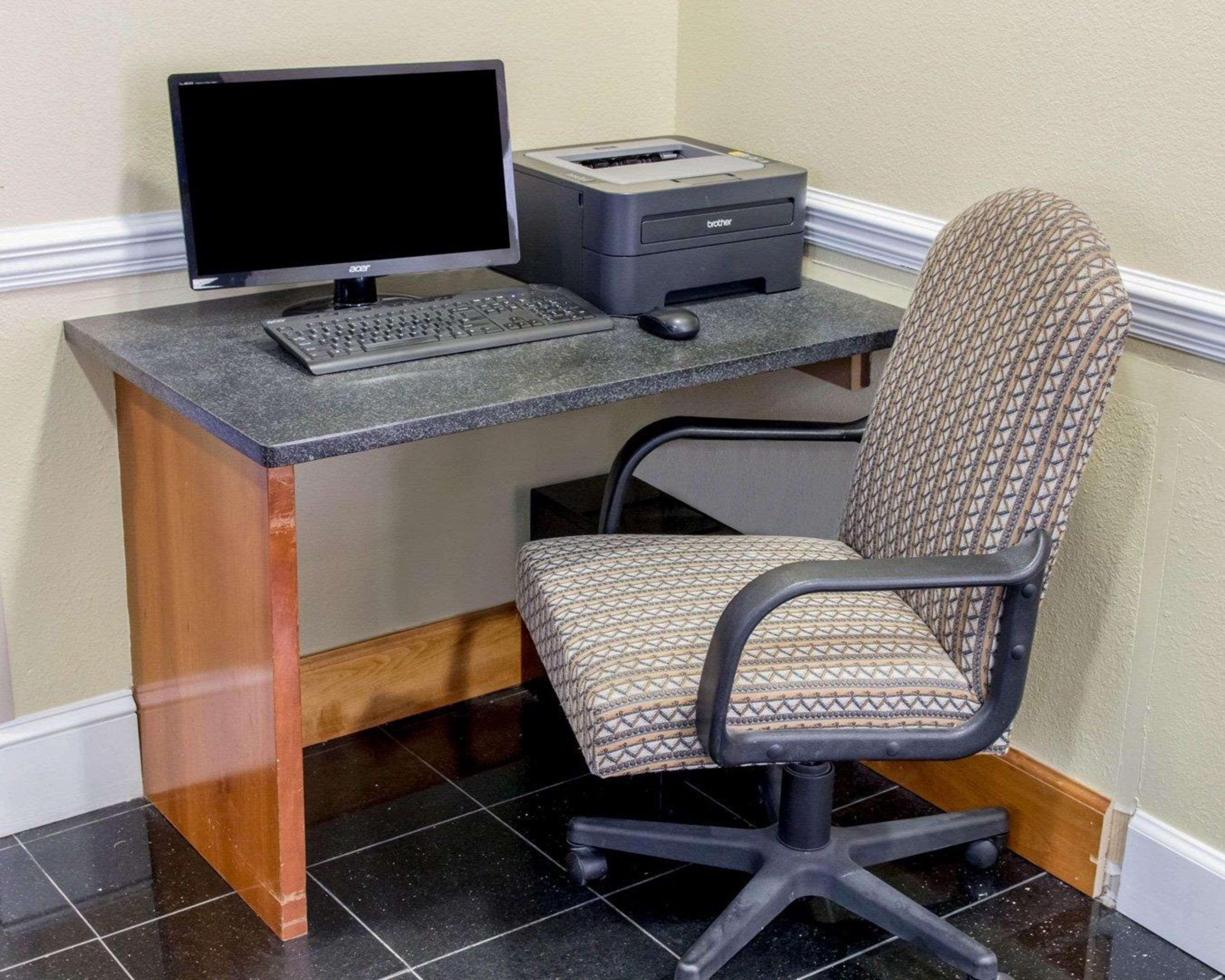 Comfort Inn & Suites Statesboro - University Area Buitenkant foto