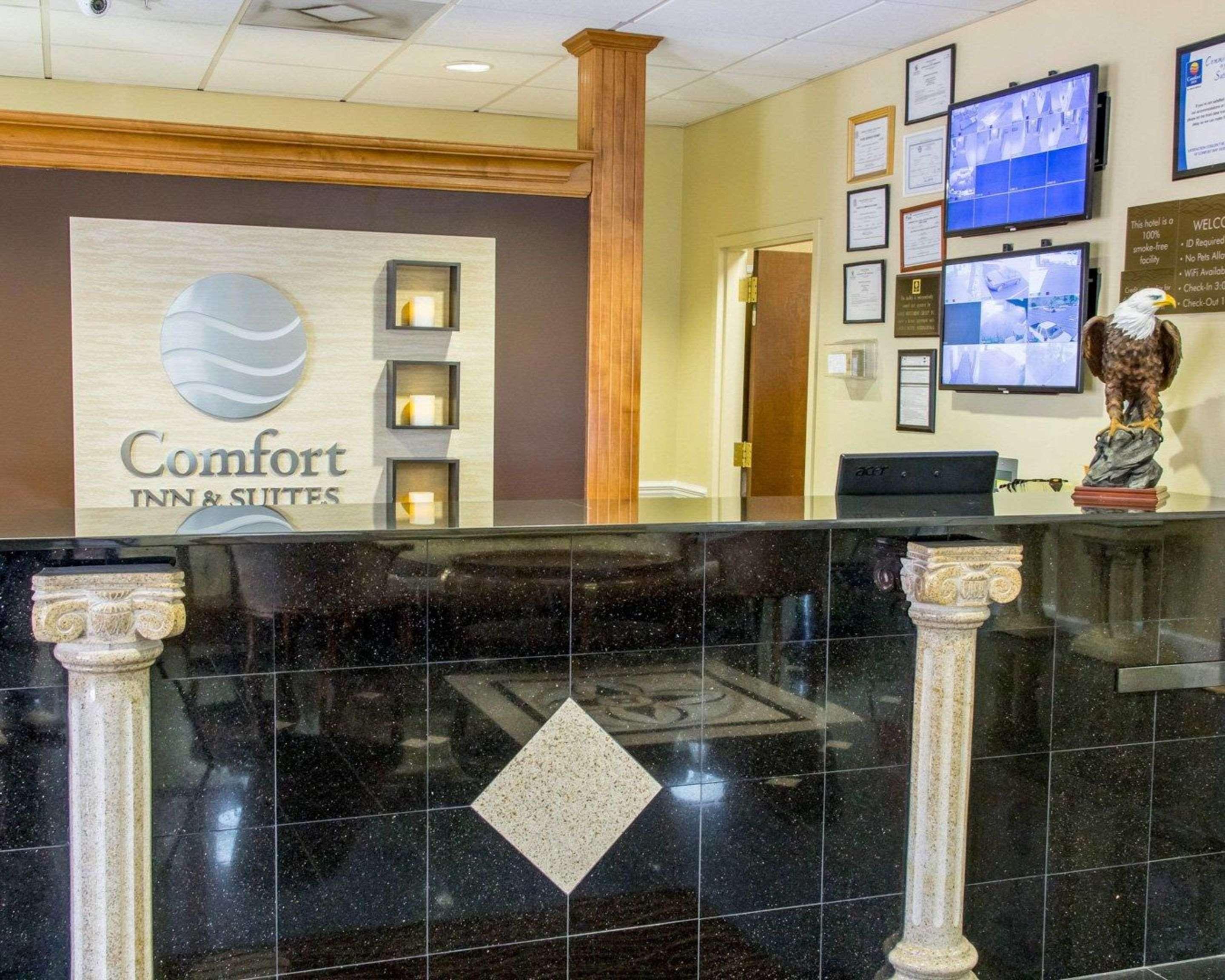 Comfort Inn & Suites Statesboro - University Area Buitenkant foto
