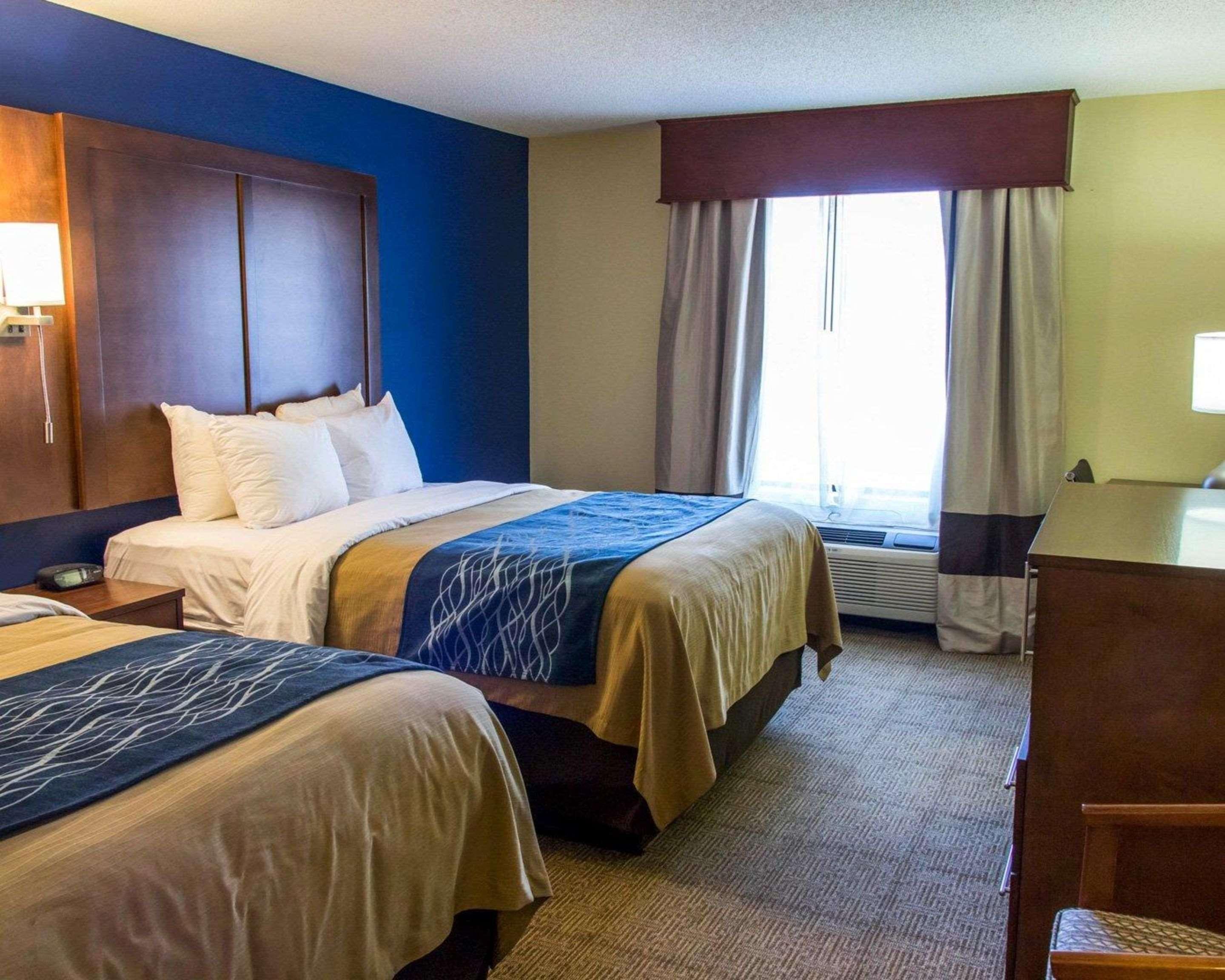 Comfort Inn & Suites Statesboro - University Area Buitenkant foto