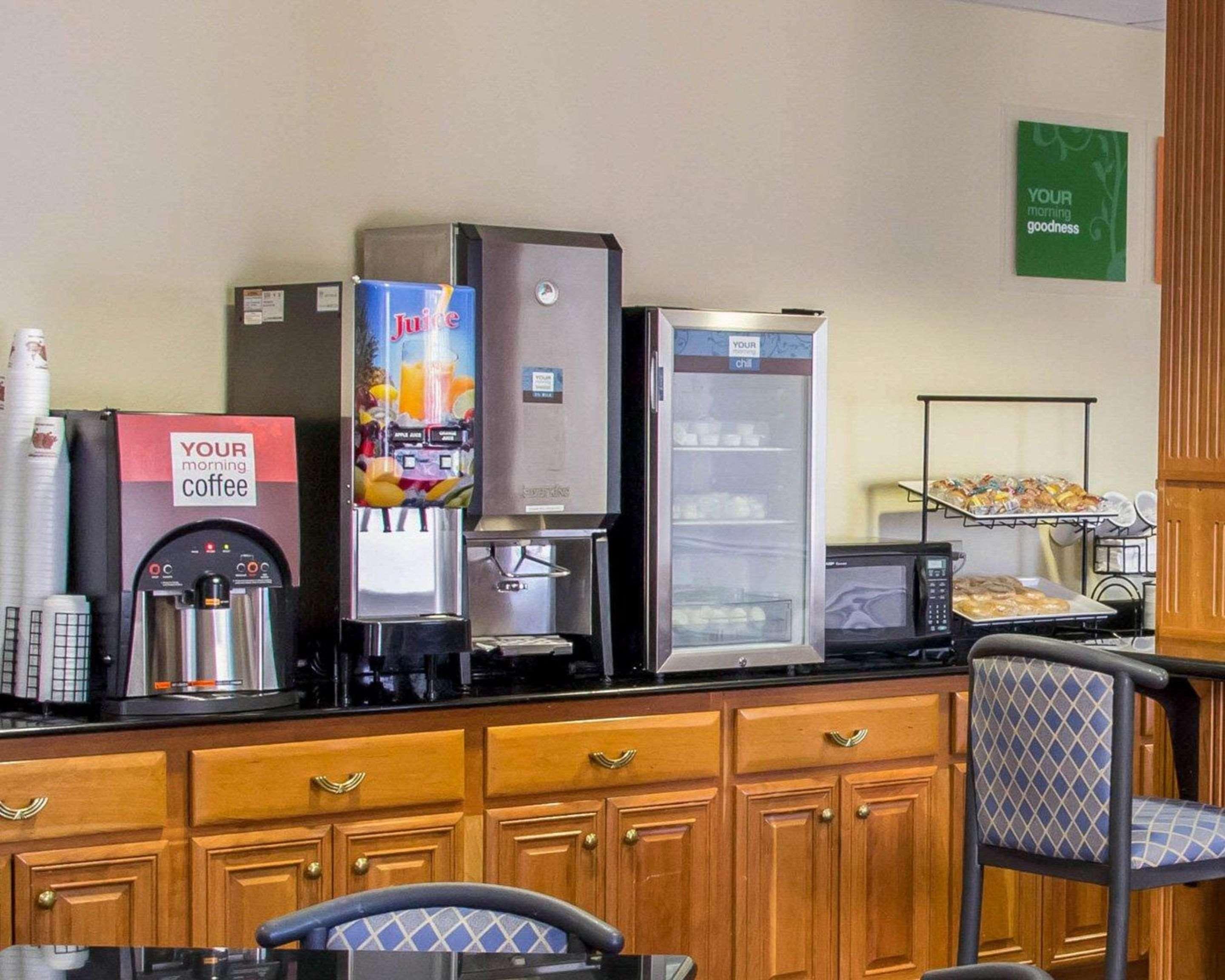 Comfort Inn & Suites Statesboro - University Area Buitenkant foto